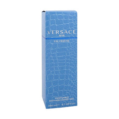 Versace Man Eau Fraiche shower gel foam-lather image showcases luxurious cleansing experience.