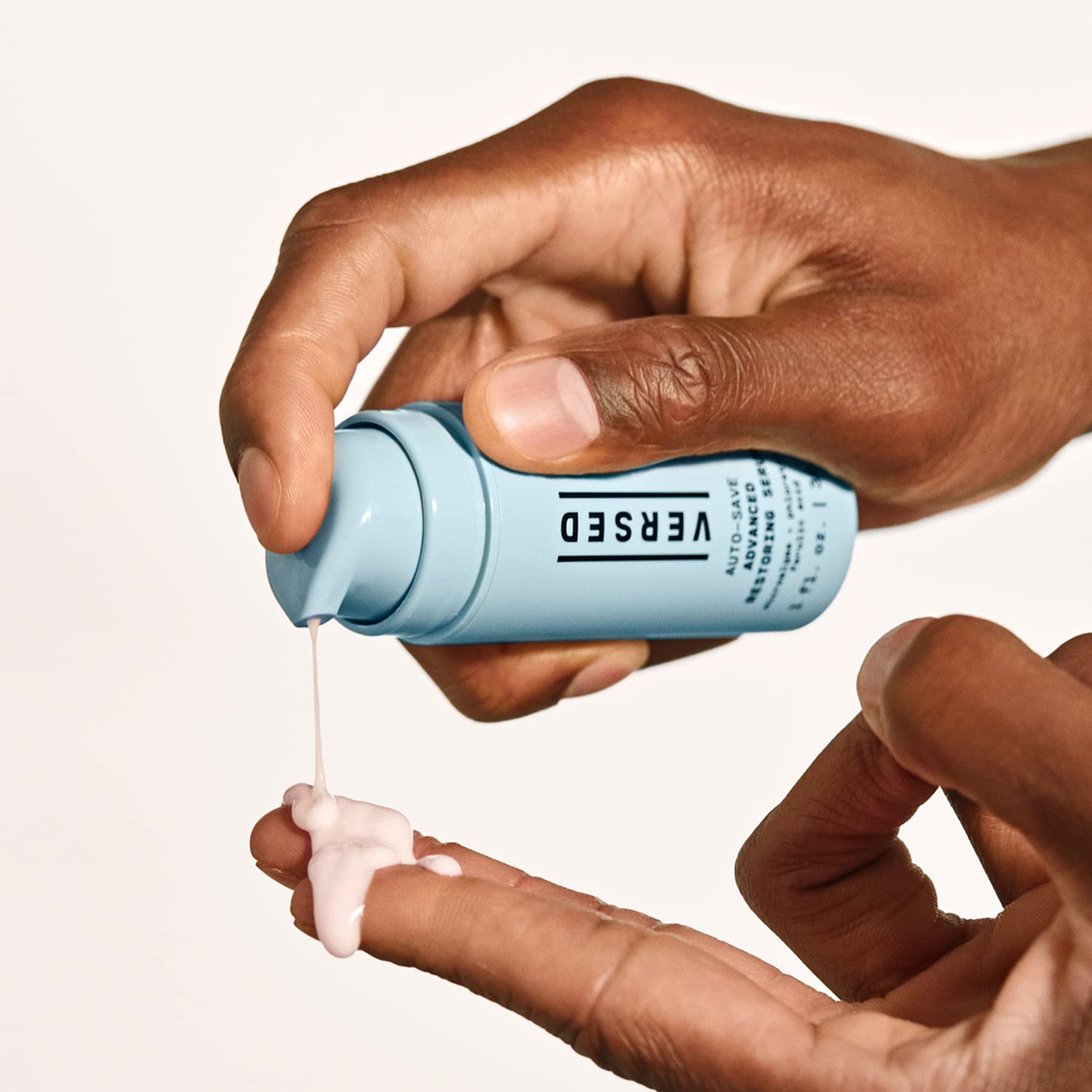 Versed Auto-Save dropper demonstrates precise application for lightweight hydration
