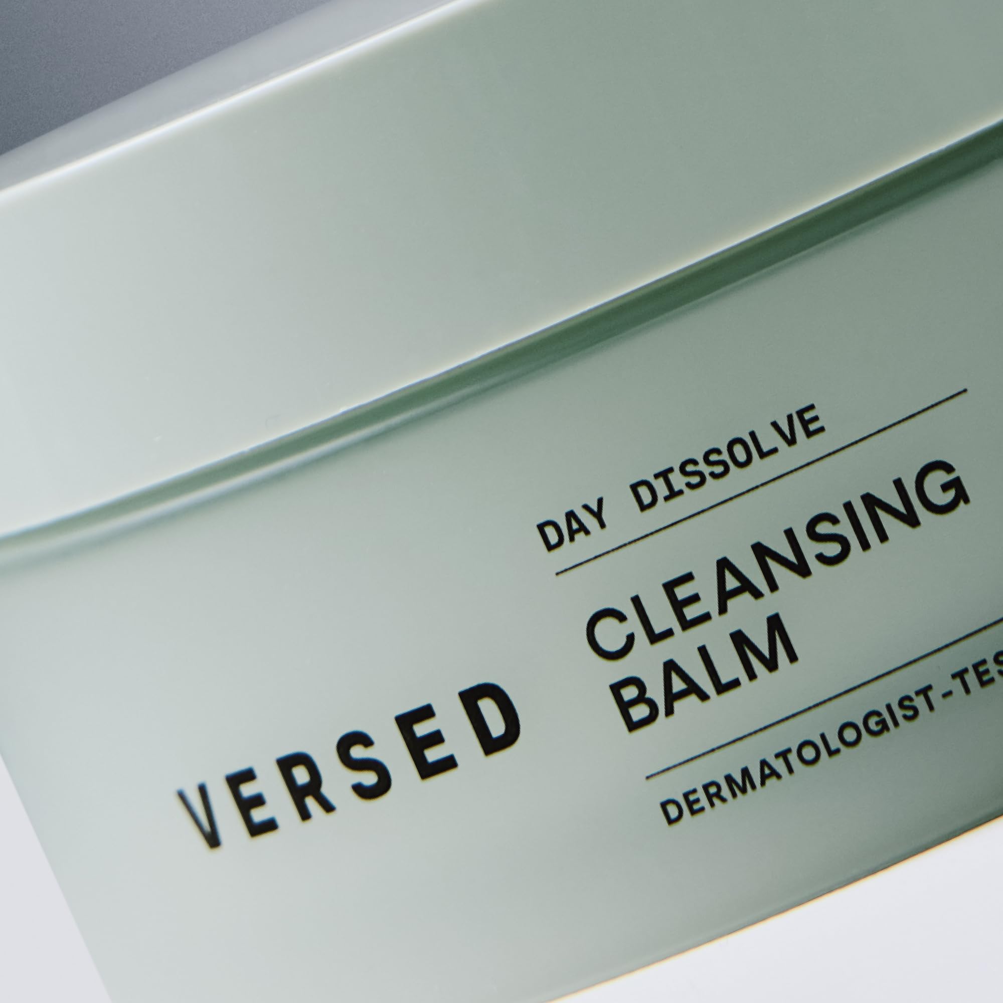Versed Day Dissolve routine shows balm transitioning to a milky cleanse.