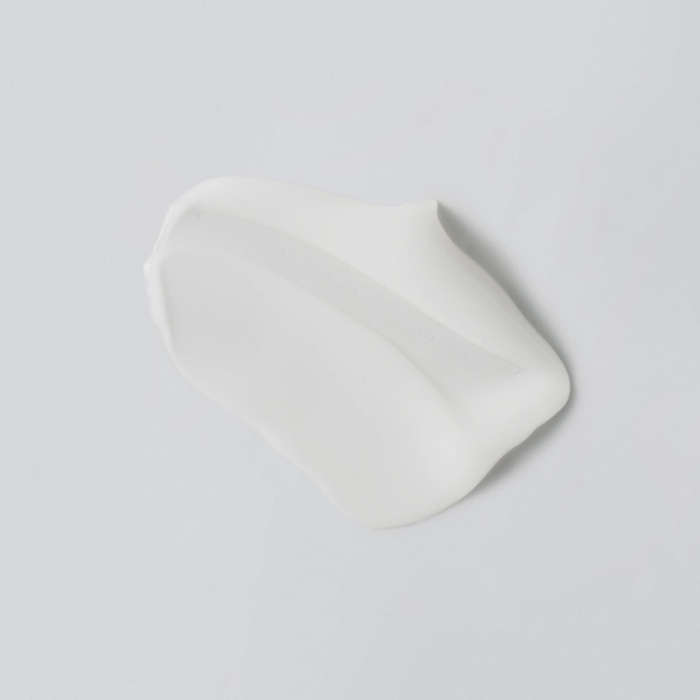 Application shot of Versed Dew Point gel moisturizer on clean skin