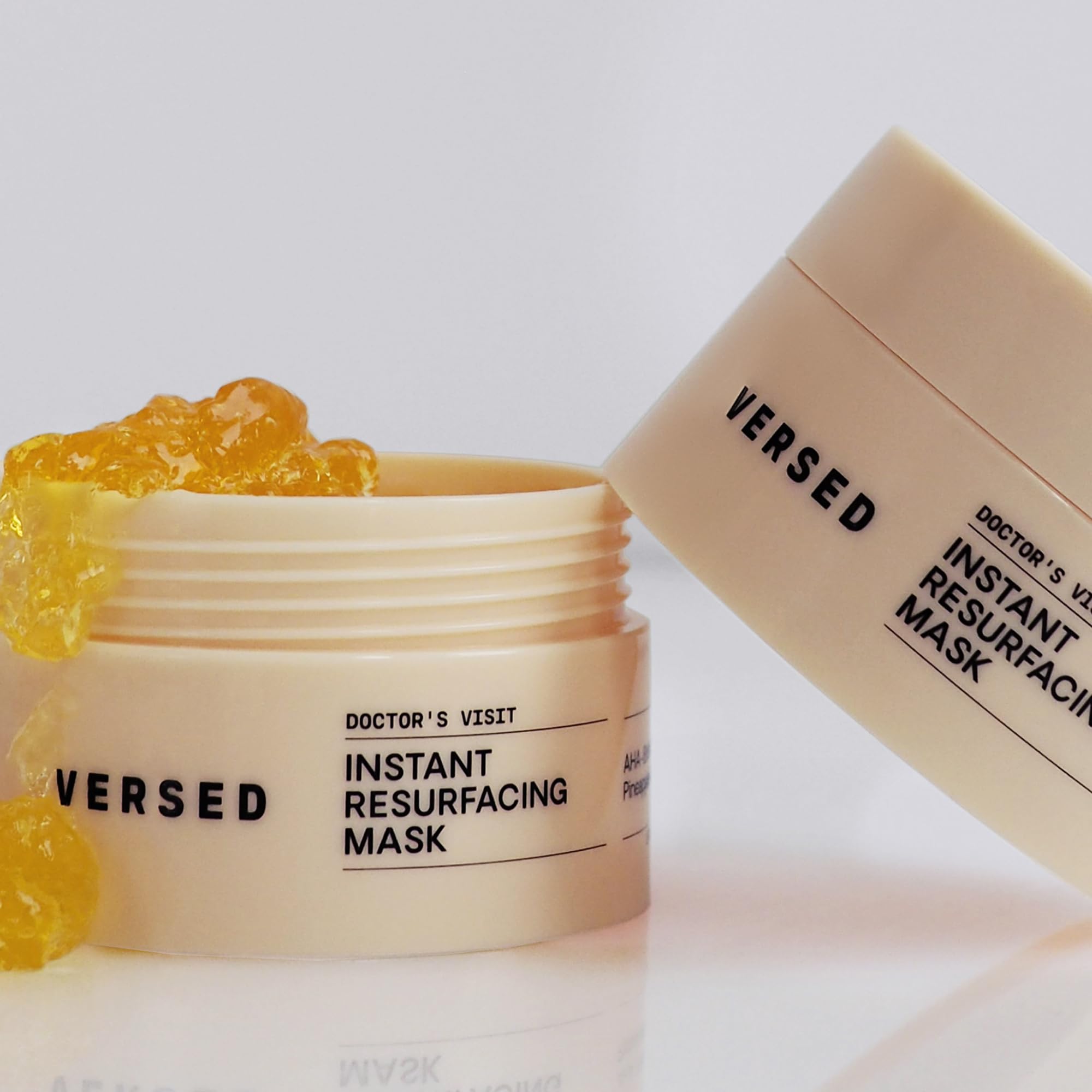 Versed Doctor's Visit Mask papaya enzyme close-up hints brightness