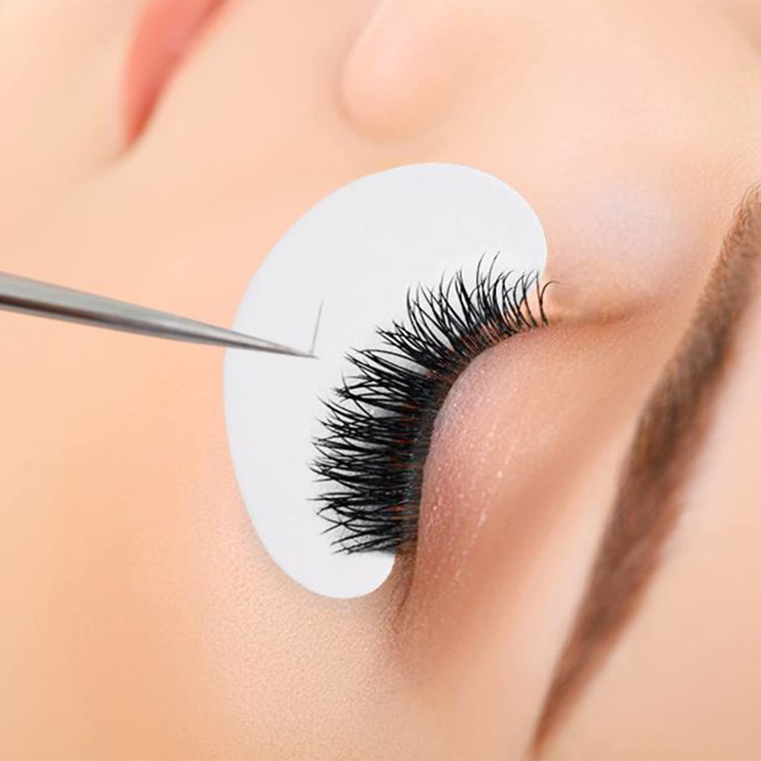 VEYES INC individually wrapped patches promote clean, hygienic lash work