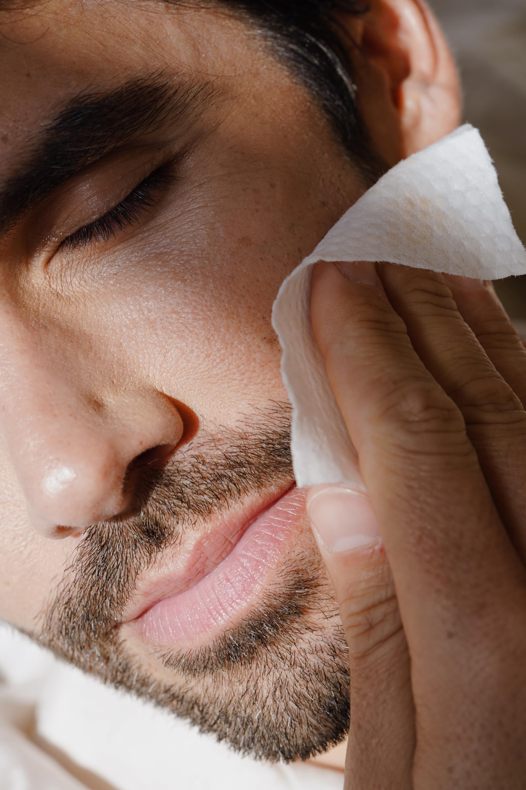 VH METHOD PEEL pack of 30 wipes for a convenient routine on the go
