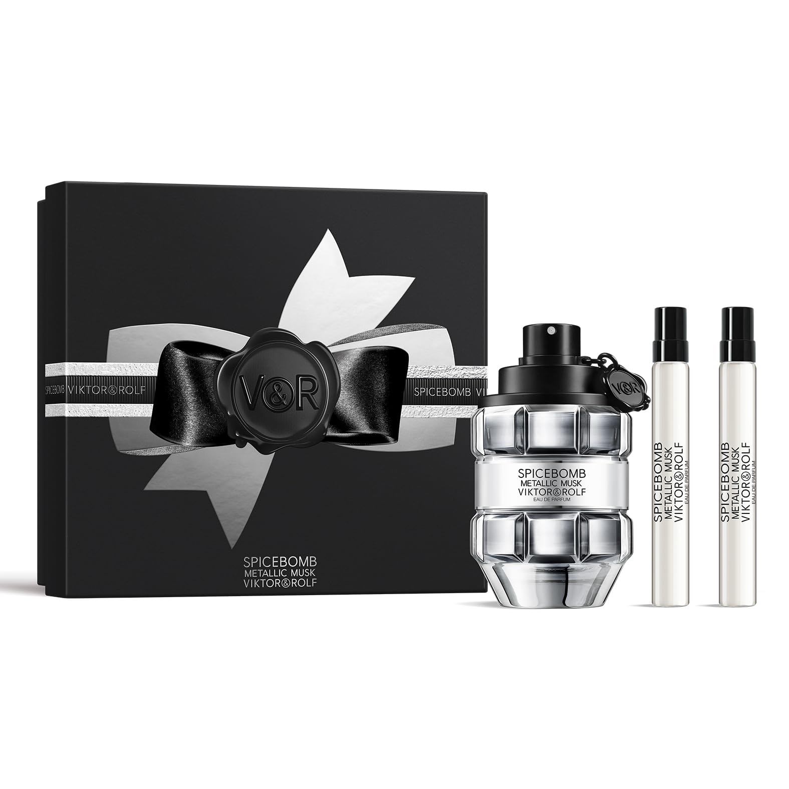 Victor&Rolf Spicebomb Metallic Musk full-size bottle ready for evening wear