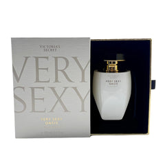 Victoria's Secret Very Sexy Oasis spray action, easy one-press application.