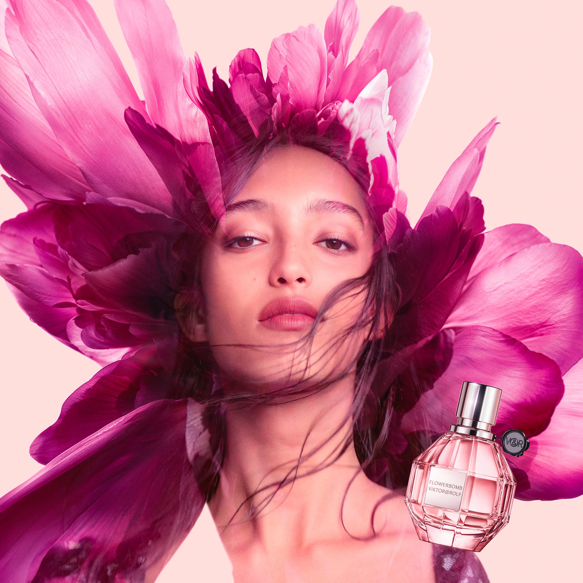 Viktor&Rolf Flowerbomb travel set box with two 0.2 oz bottles