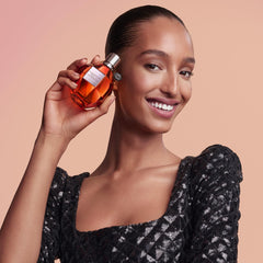 Viktor&Rolf Tiger Lily fragrance spray for easy, quick reapplication.
