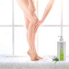 Vitabath Original Spring Green cream texture closeup reveals rich emollients.