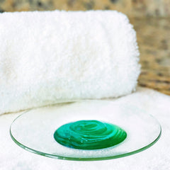 Vitabath spa skin therapy pour bottle captures easy-pump dispensing for quick soothing showers.