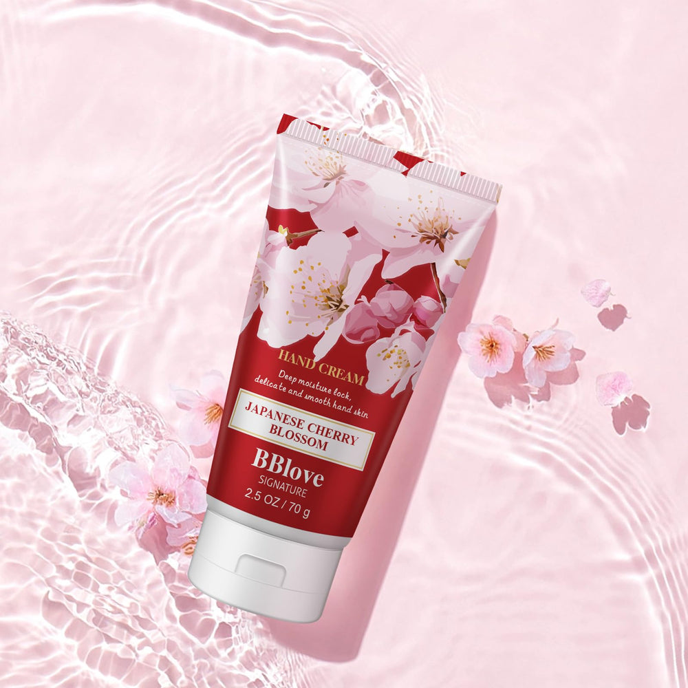 Vital Luxury natural extracts indicate a gentle formula for all skin types