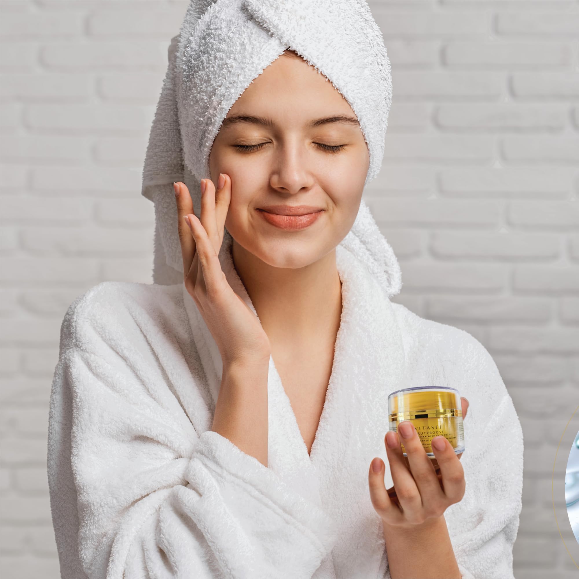 VITASEI Beautyboost squalane glow reveals supple, soft, nourished skin
