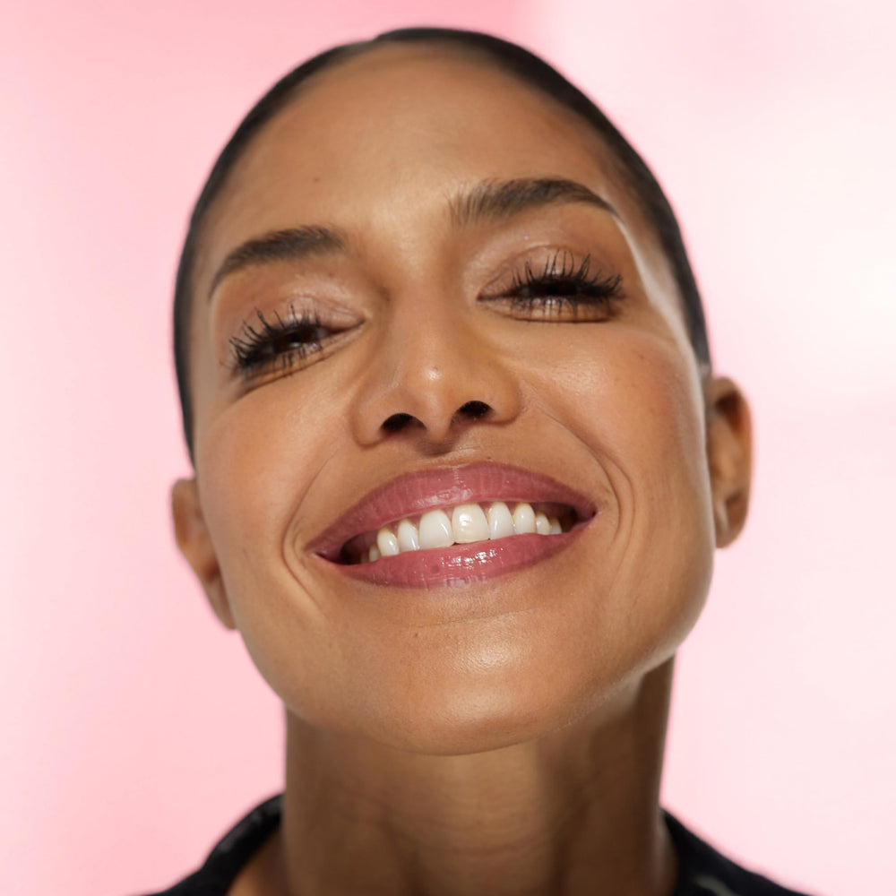 Vivienne Sabó Gel Lipliner long-lasting formula for hours of definition