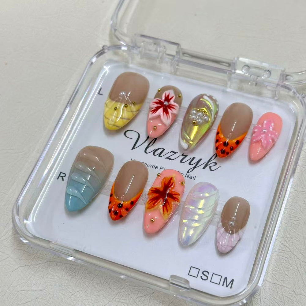 Vlazryk contents include 10 nails and files for lasting wear