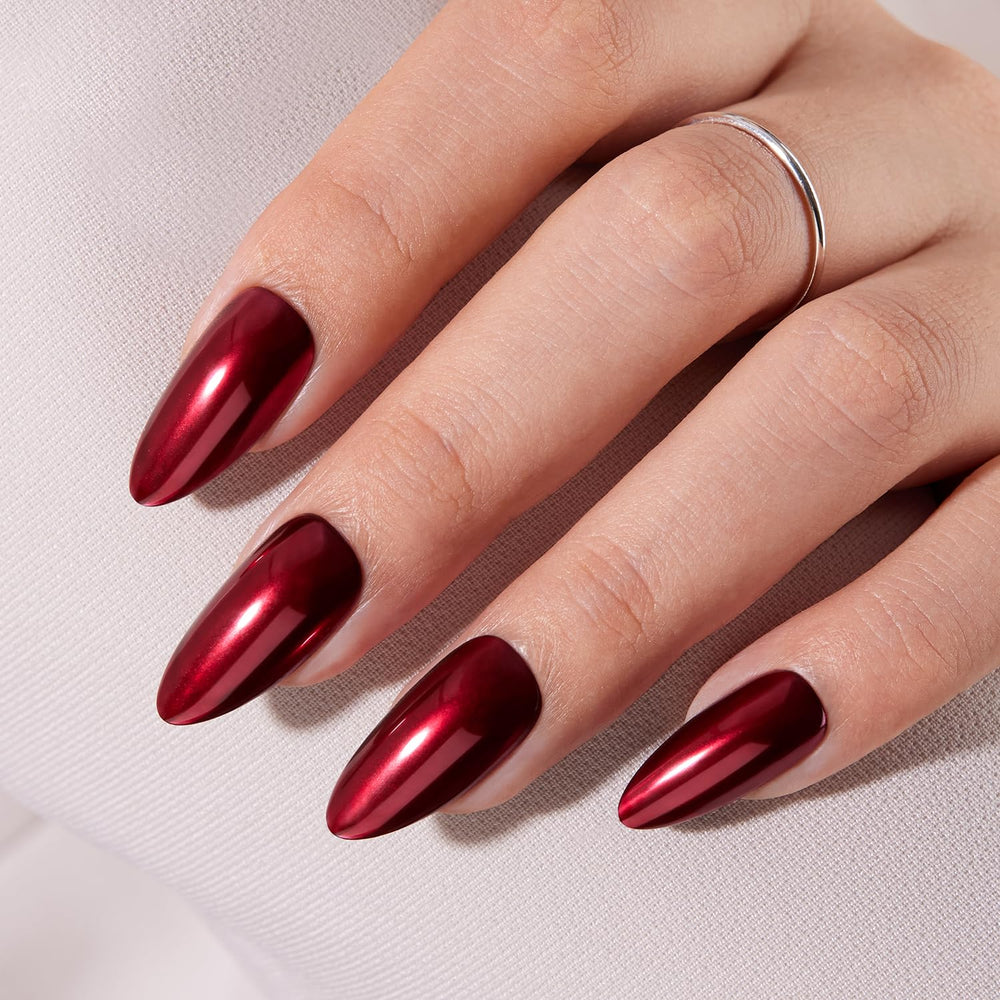 VSALON cuticle oil nourishes and hydrates nails