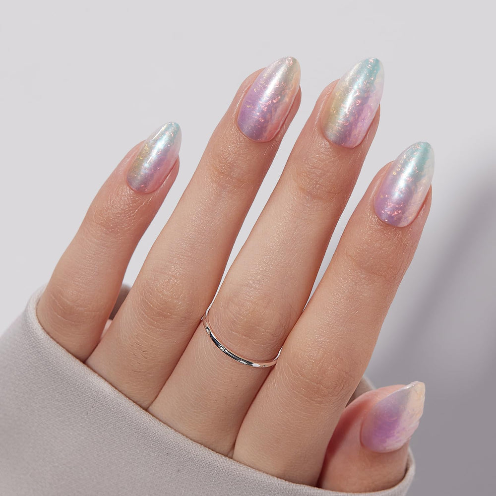 VSALON soft gel formula delivers bubble-free wear through daily activities