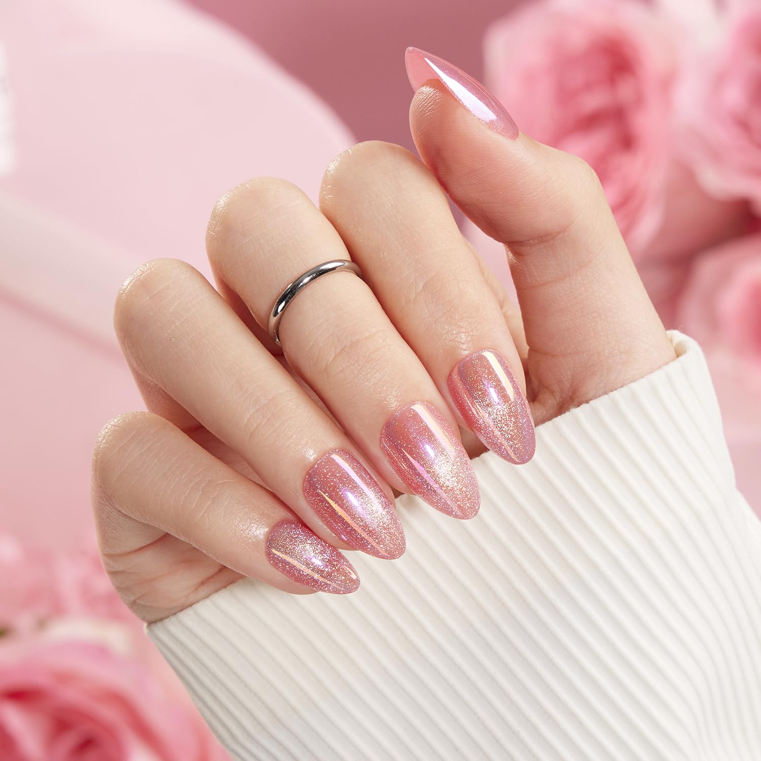VSALON pink cat-eye glow on nails in soft lighting shows iridescent sparkle