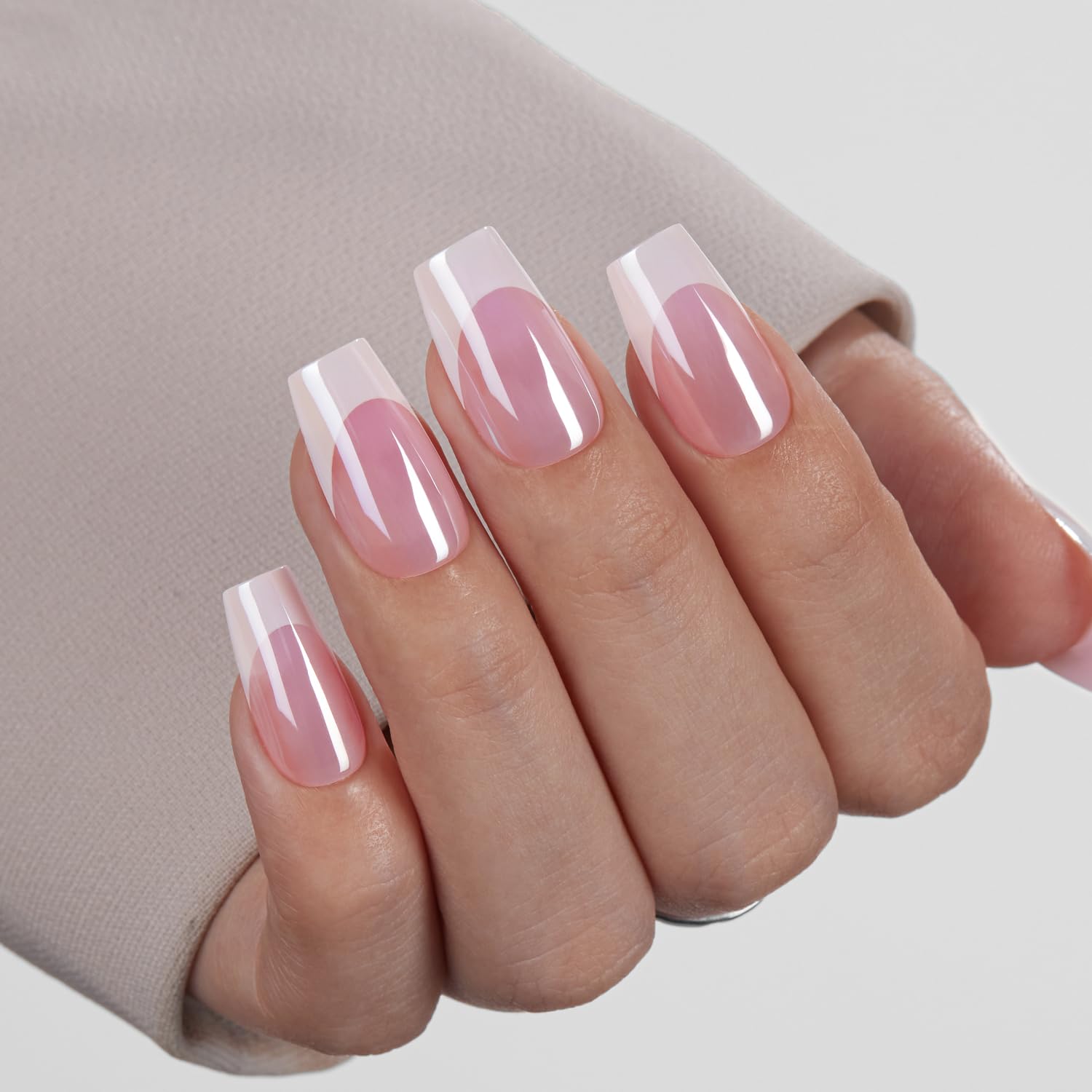 VSALON nails prepared for 14-day wear with glue.