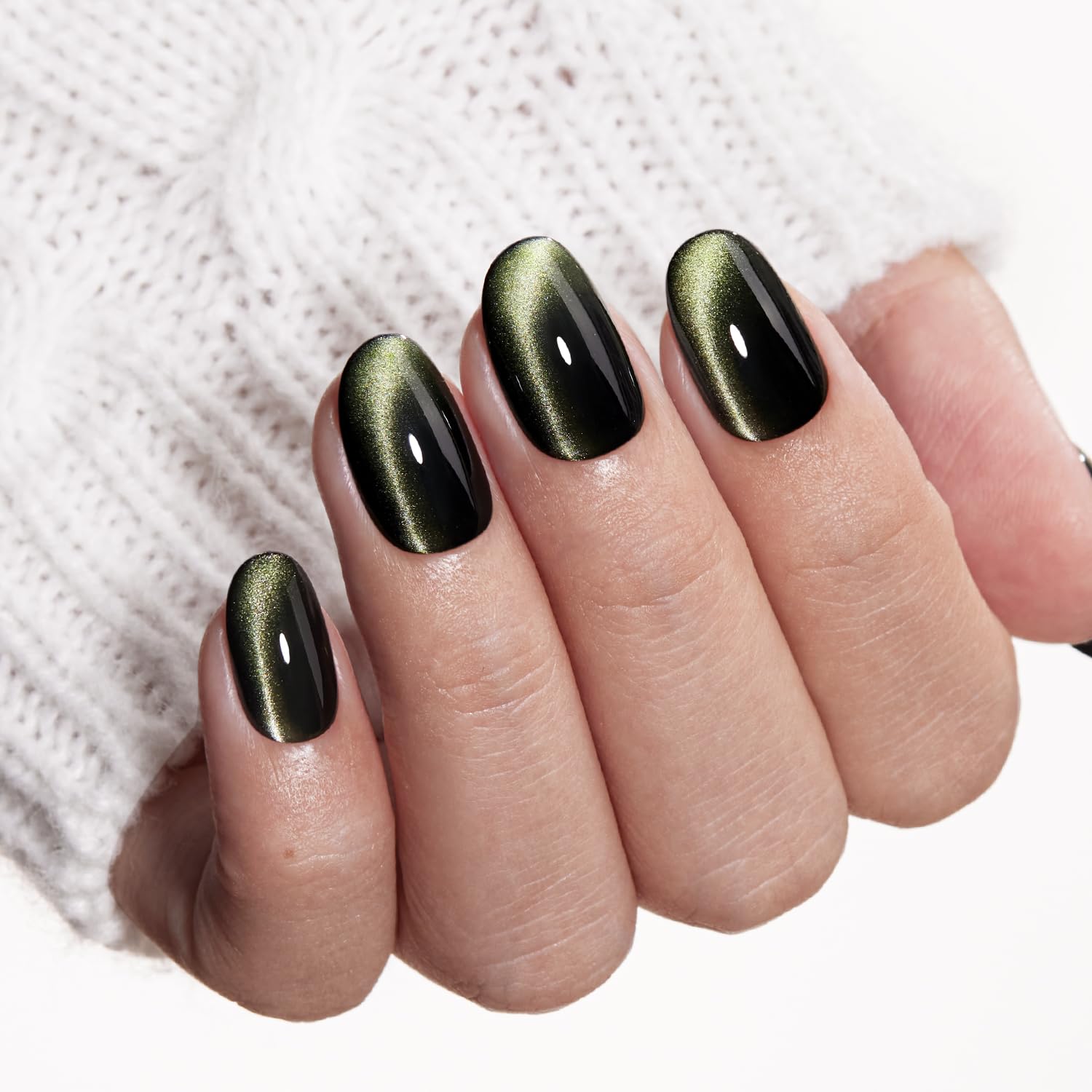 VSALON 14-day wear with VE glue promises lasting wear and confident styling.