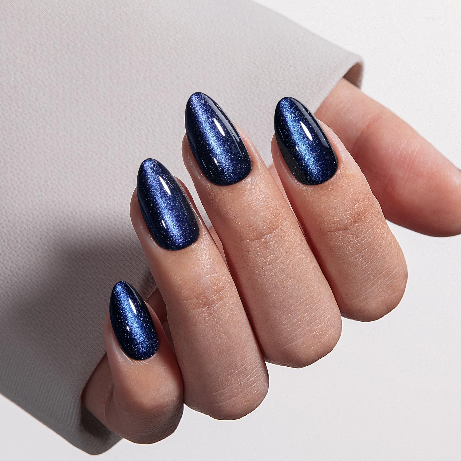 VSALON glue-on kit included for quick at-home nail glam