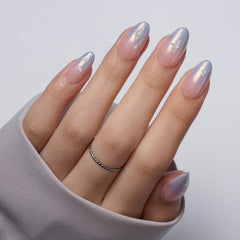 VSALON press-on nails in short almond chrome ombre with 3D stars for chic everyday wear.