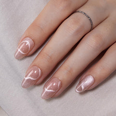 VSALON salon-quality shine on a high-gloss finish for professional results