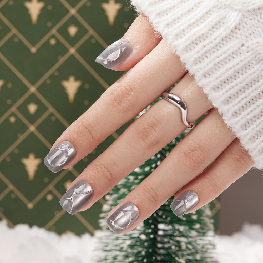 VSALON salon-shine gloss finish for glossy, photo-ready nails.