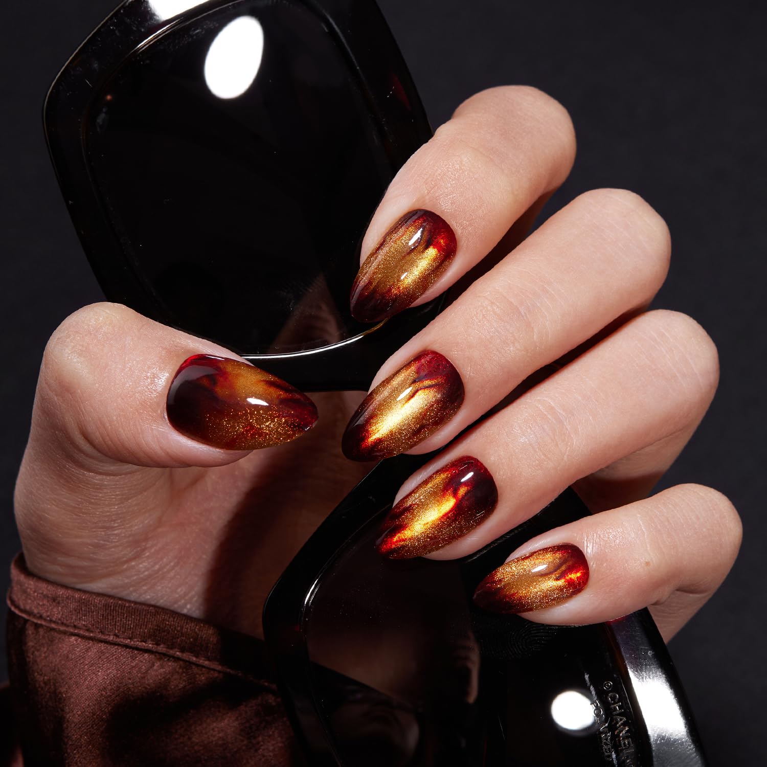 VSALON perfect Valentines gift idea for women who love nails