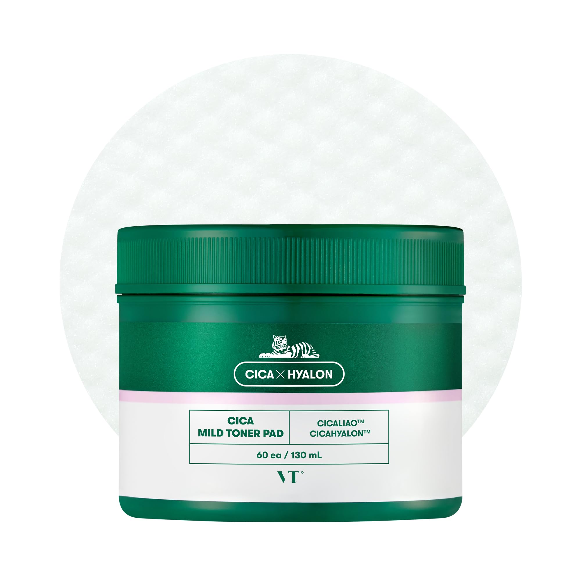 VT COSMETICS Cica Mild Toner Pad front view for daily exfoliation and hydration.