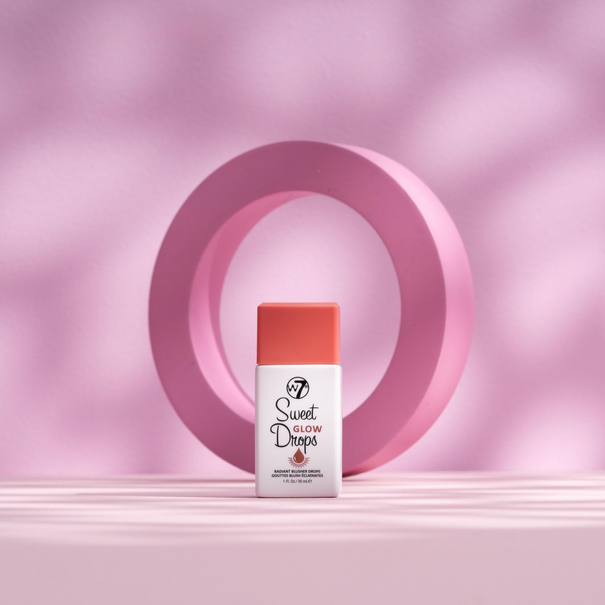 W7 Sweet Glow Drops using fingers to blend for natural finish