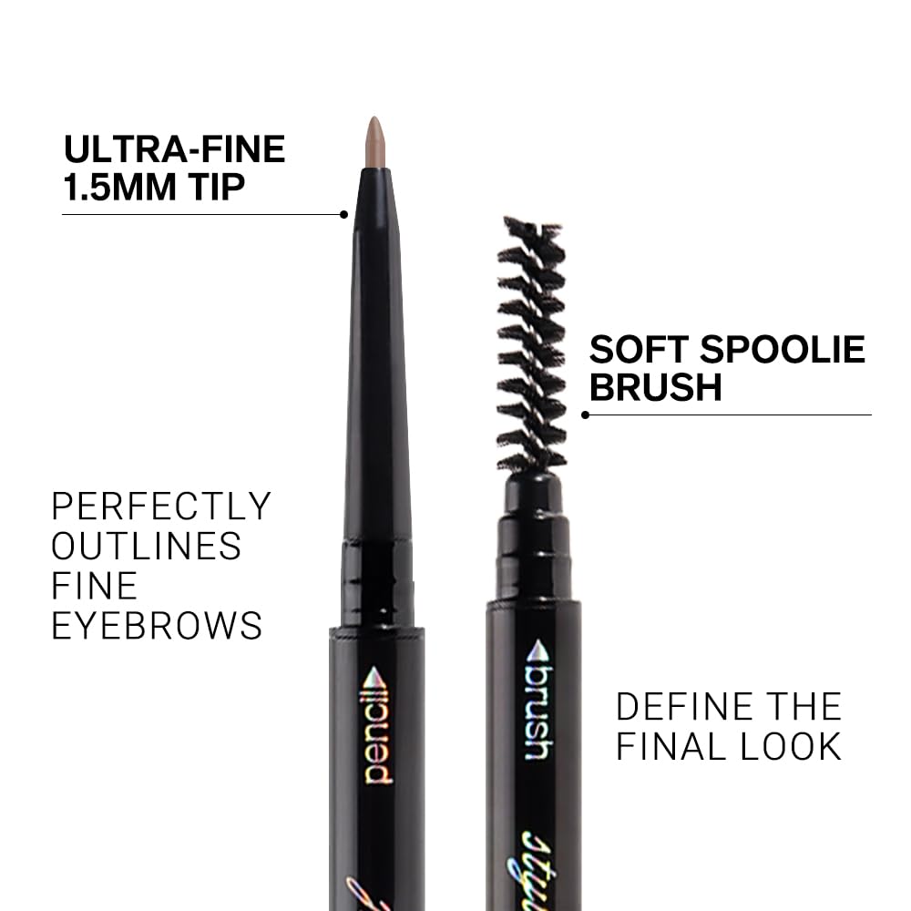 WanTuoluo spoolie brush demonstrates effortless brow grooming and blending.
