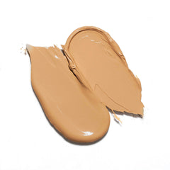Wander Beauty Dualist illuminating concealer liquid brightens under eyes.