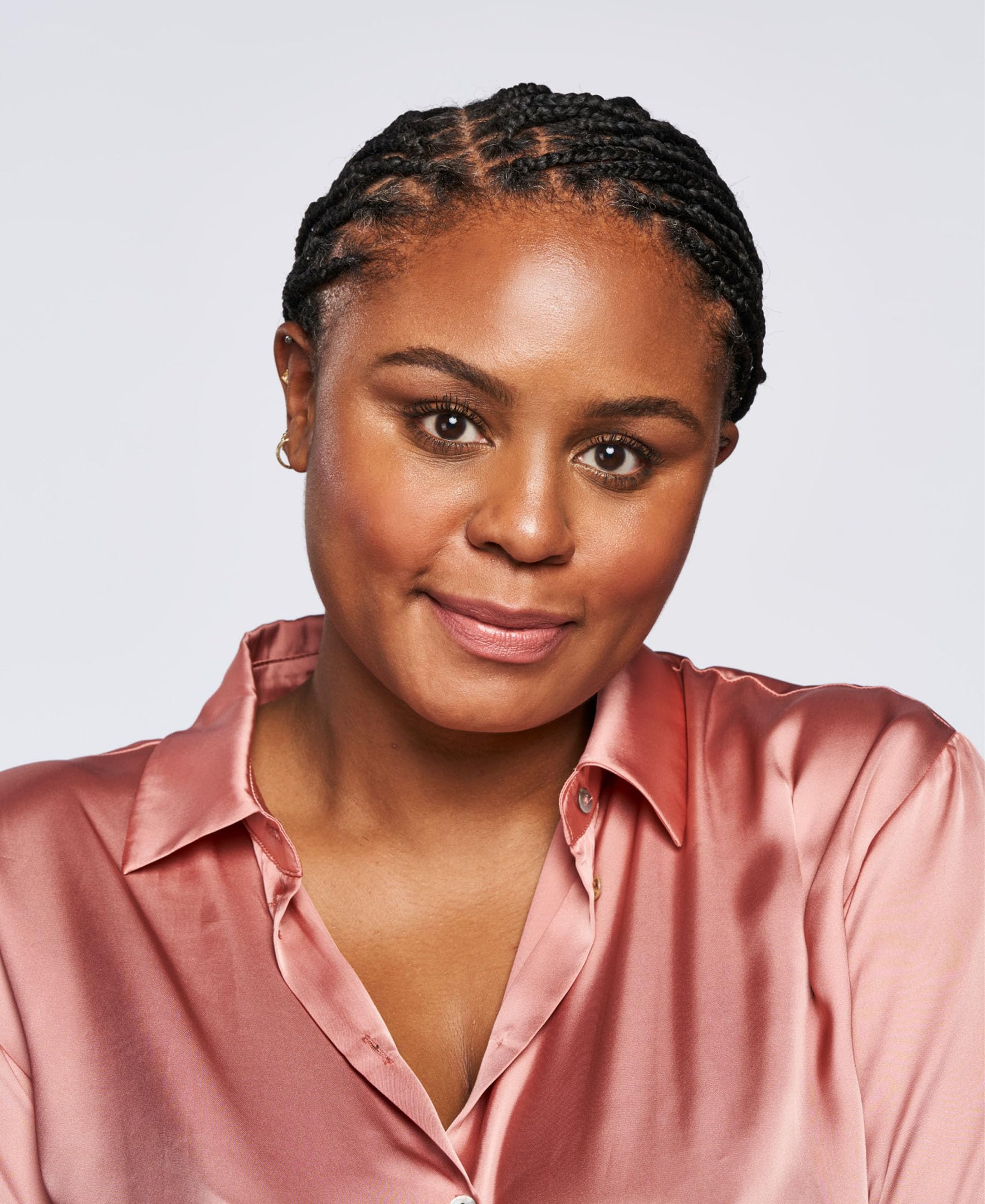 Wander Beauty On-the-Glow blush-illuminator body-highlight for cohesive glow on skin