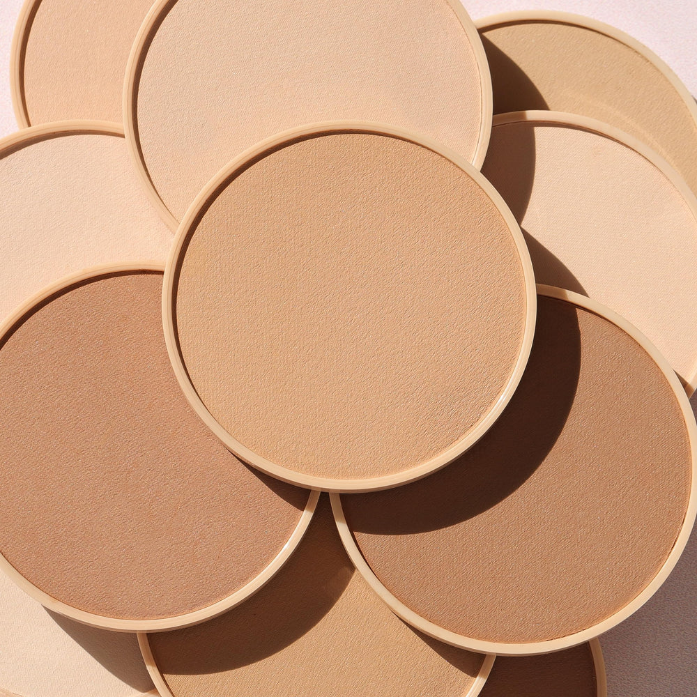 Wander Beauty Wanderlust Powder Foundation Deep packaging highlights travel-friendly design