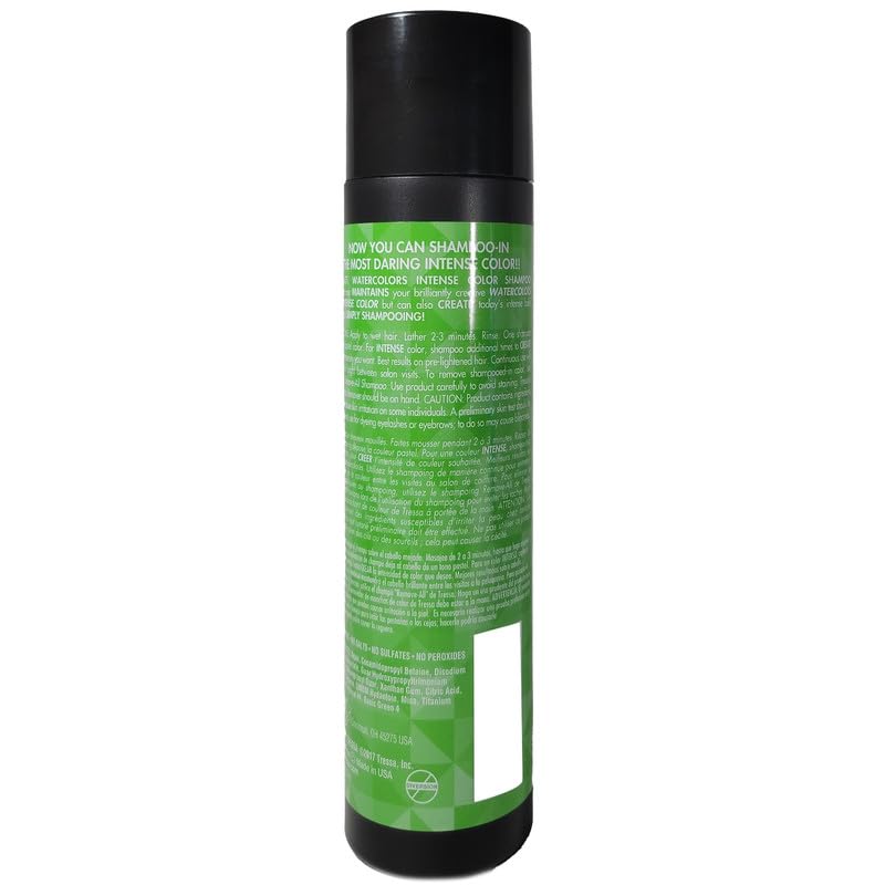 Watercolors Tressa Intense 3-in-1 curly-hair gloss demonstrates hydrated shine