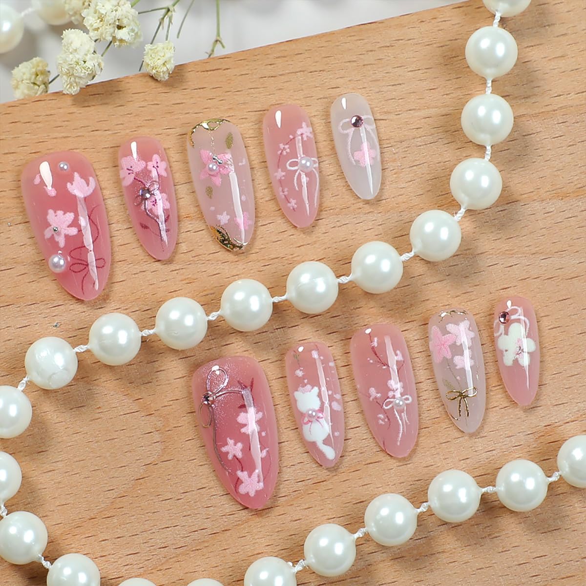 WBRRFJJ peach blossom gilding pattern nails for a chic, eye-catching look.