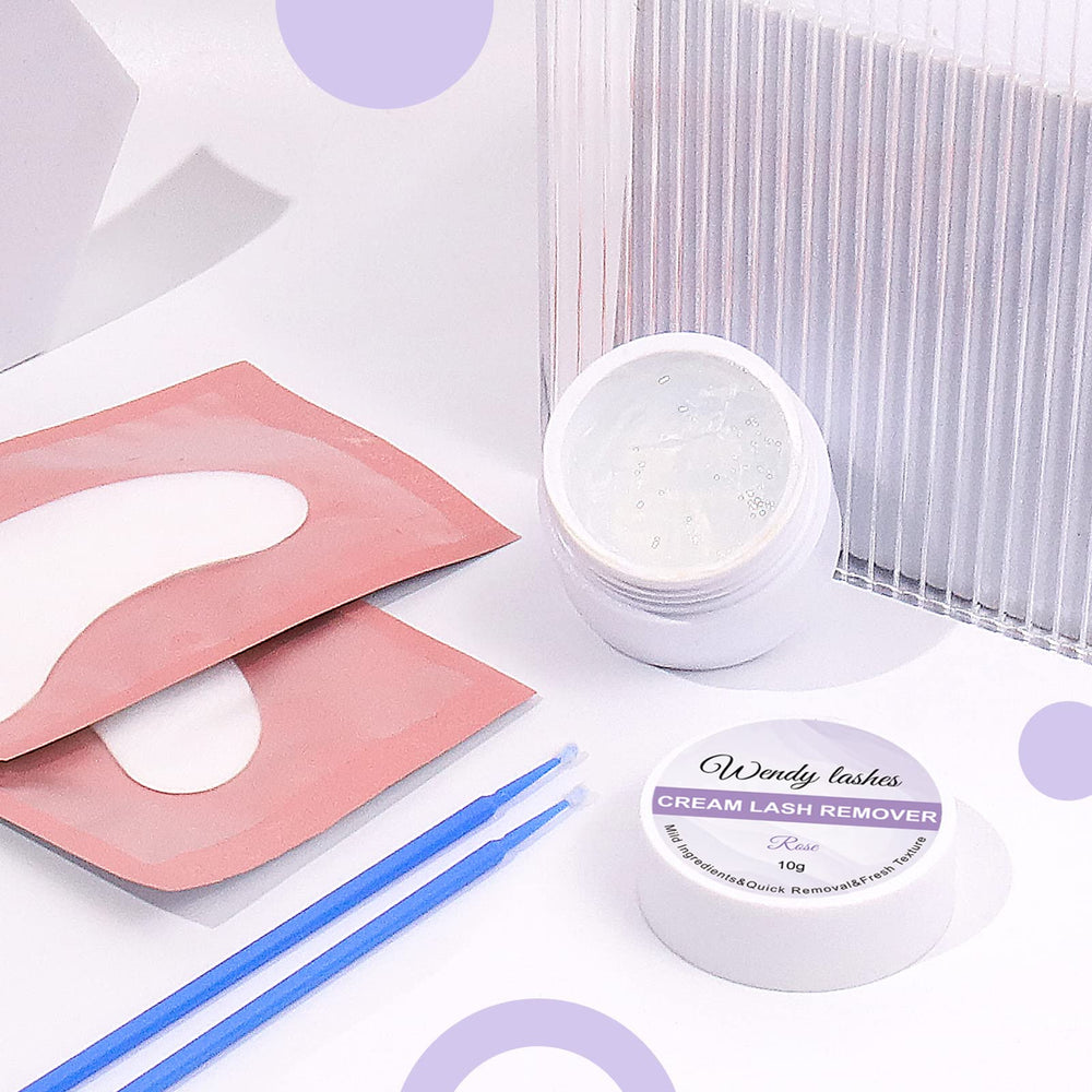 Wendy Lashes one-minute removal may facilitate fast lash glue dissolution