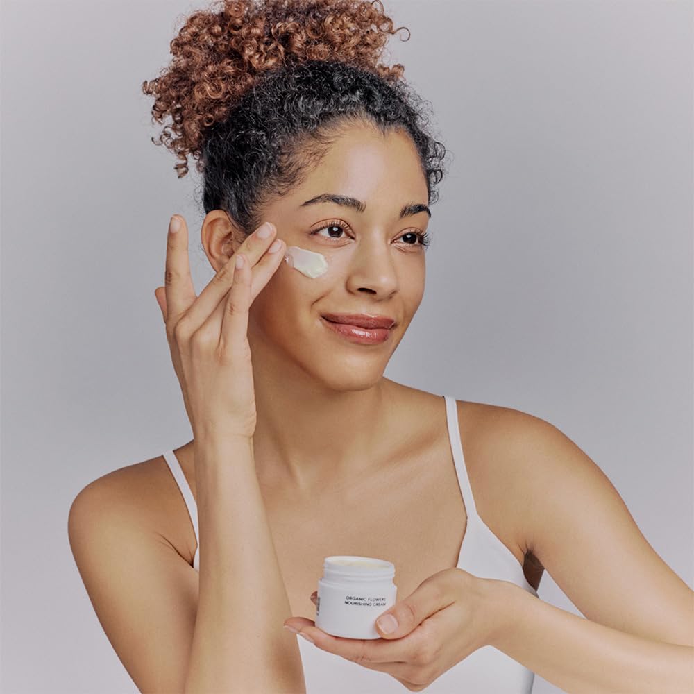 Whamisa Organic Flowers Nourishing Cream night application demonstrates calming routine