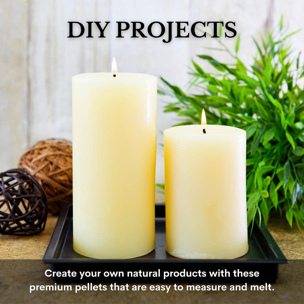 White Naturals beeswax with natural honey scent for spa-like routines.