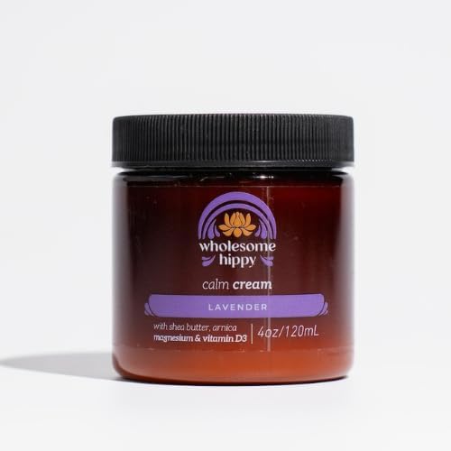 WHOLESOME HIPPY Calm Body Cream massage-application supports post-work relief.