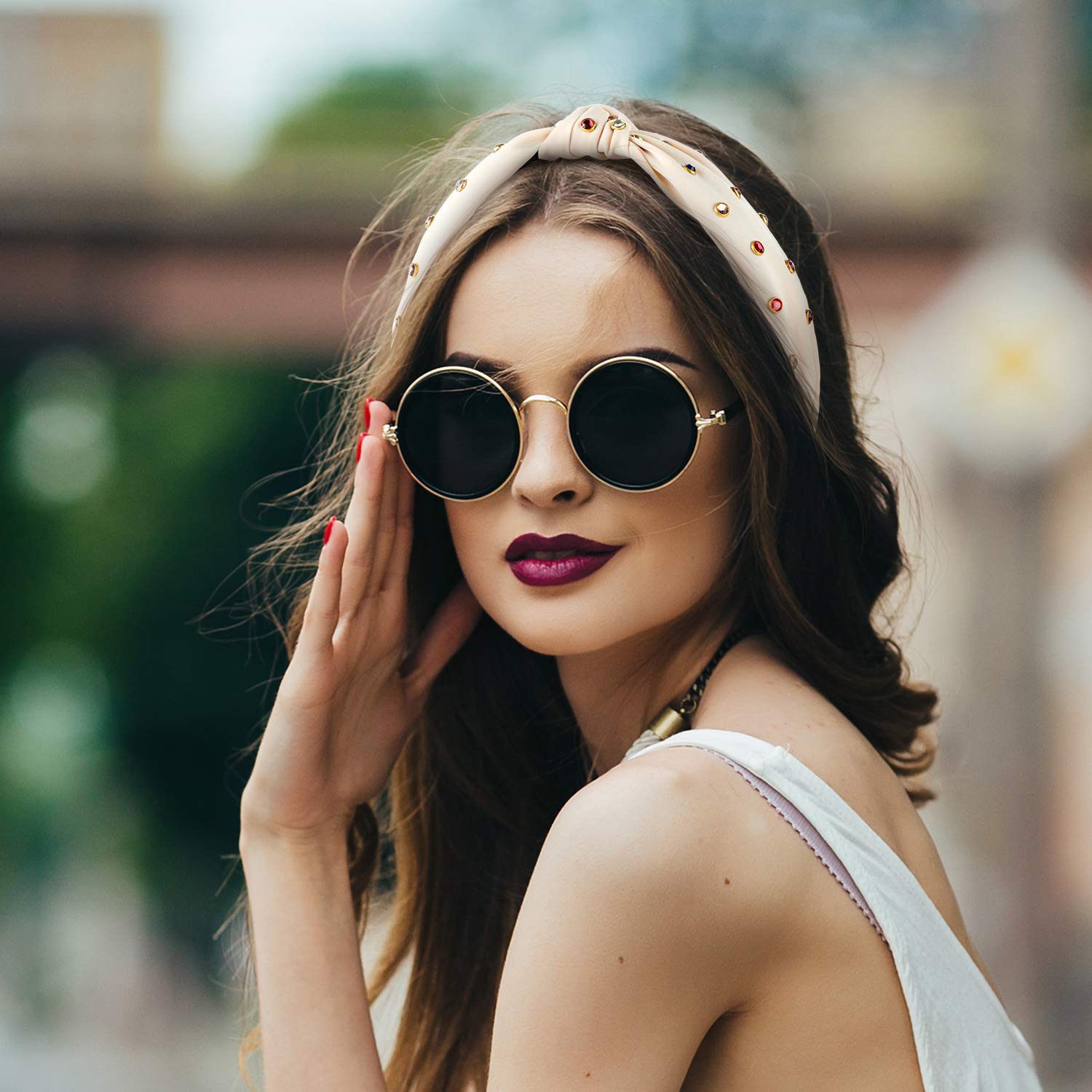 Willbond gift-ready headbands, an easy present for friends or family.