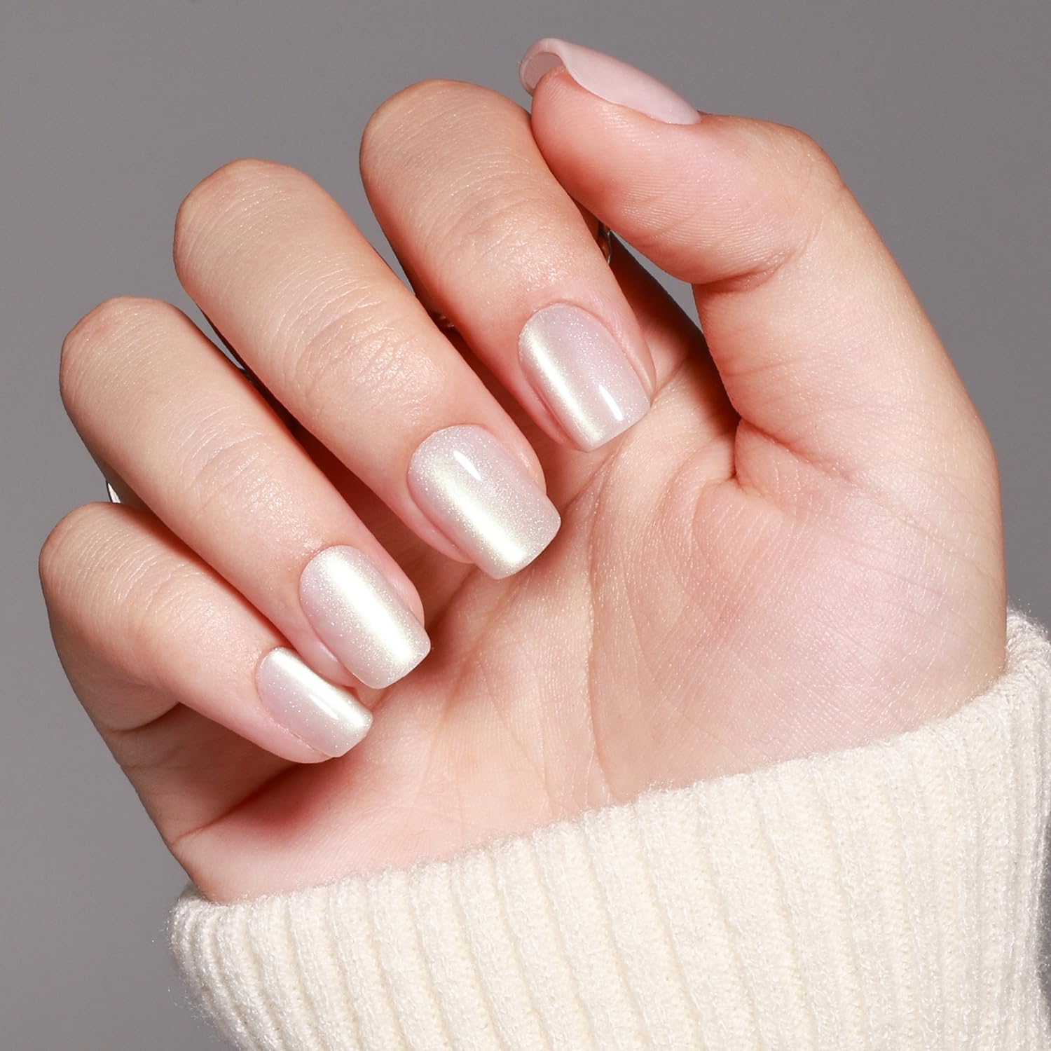 WiniBeauty seamless cuticle line and lightweight, flexible wear