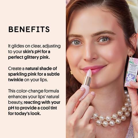 Crystal glitter detail within balm for a light-catching sheen.