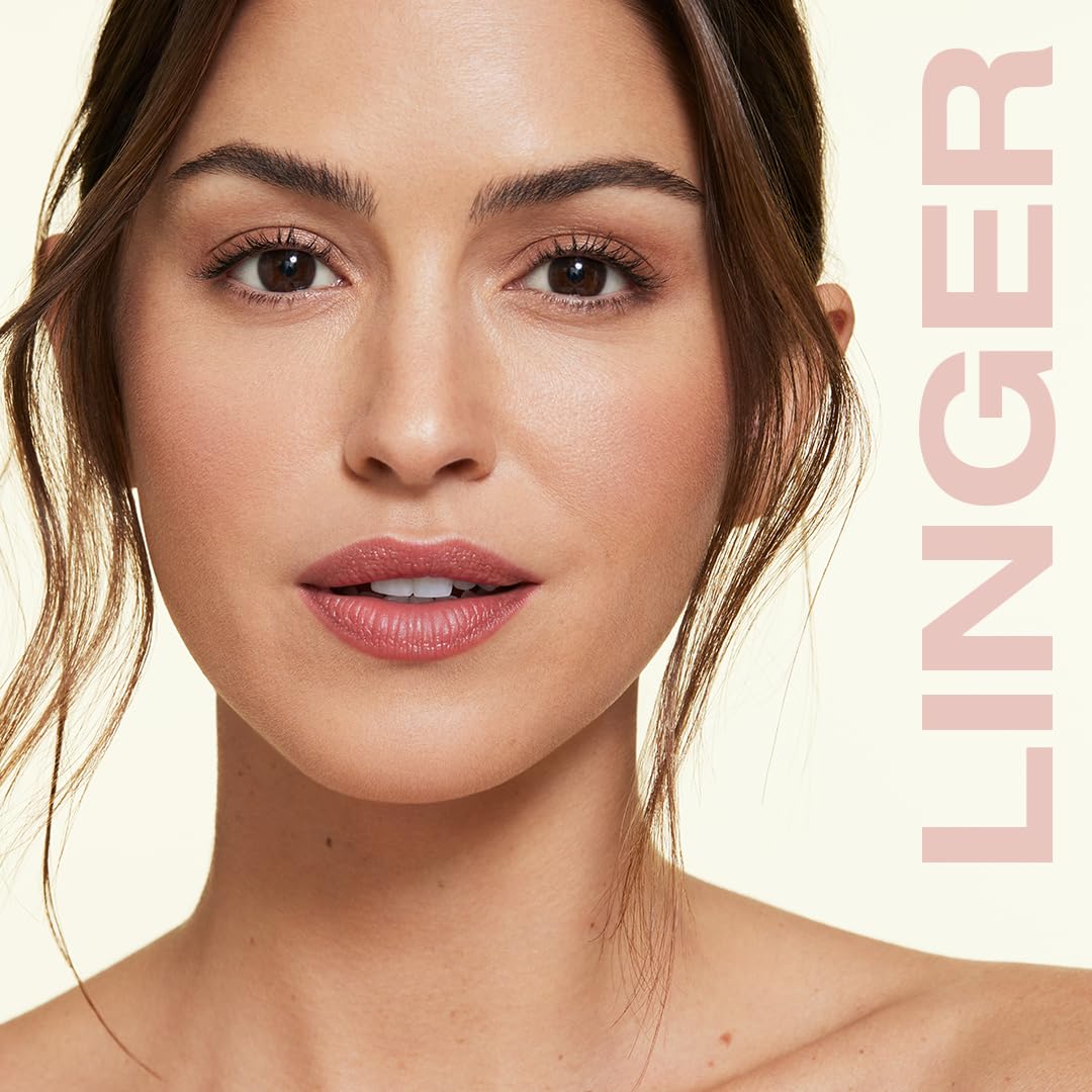 Woosh Monogamous Lip Stain pen applicator detail enables clean application.