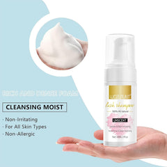 WOZUTUNT mascara brushes aid safe removal of buildup from lashes.