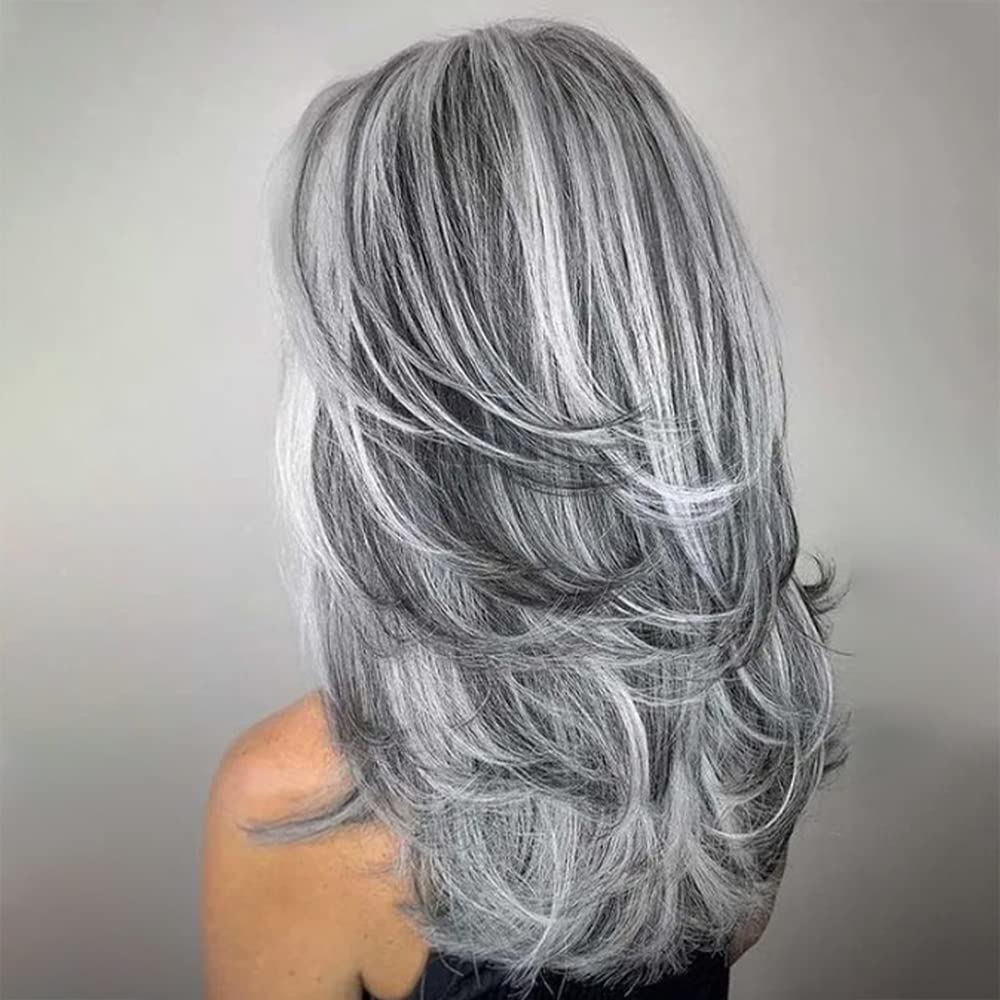 XIUFAXIRUSI long layered wavy wig, silver grey, ideal for daily wear and versatile styling.