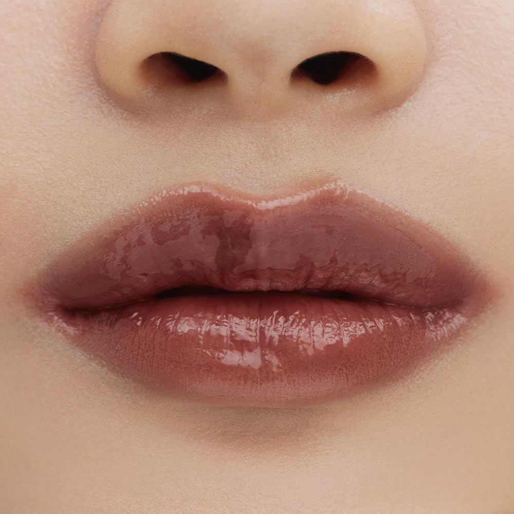 XOUL Ever Moist Lip Balm lip-volume effect with subtle plump and shine