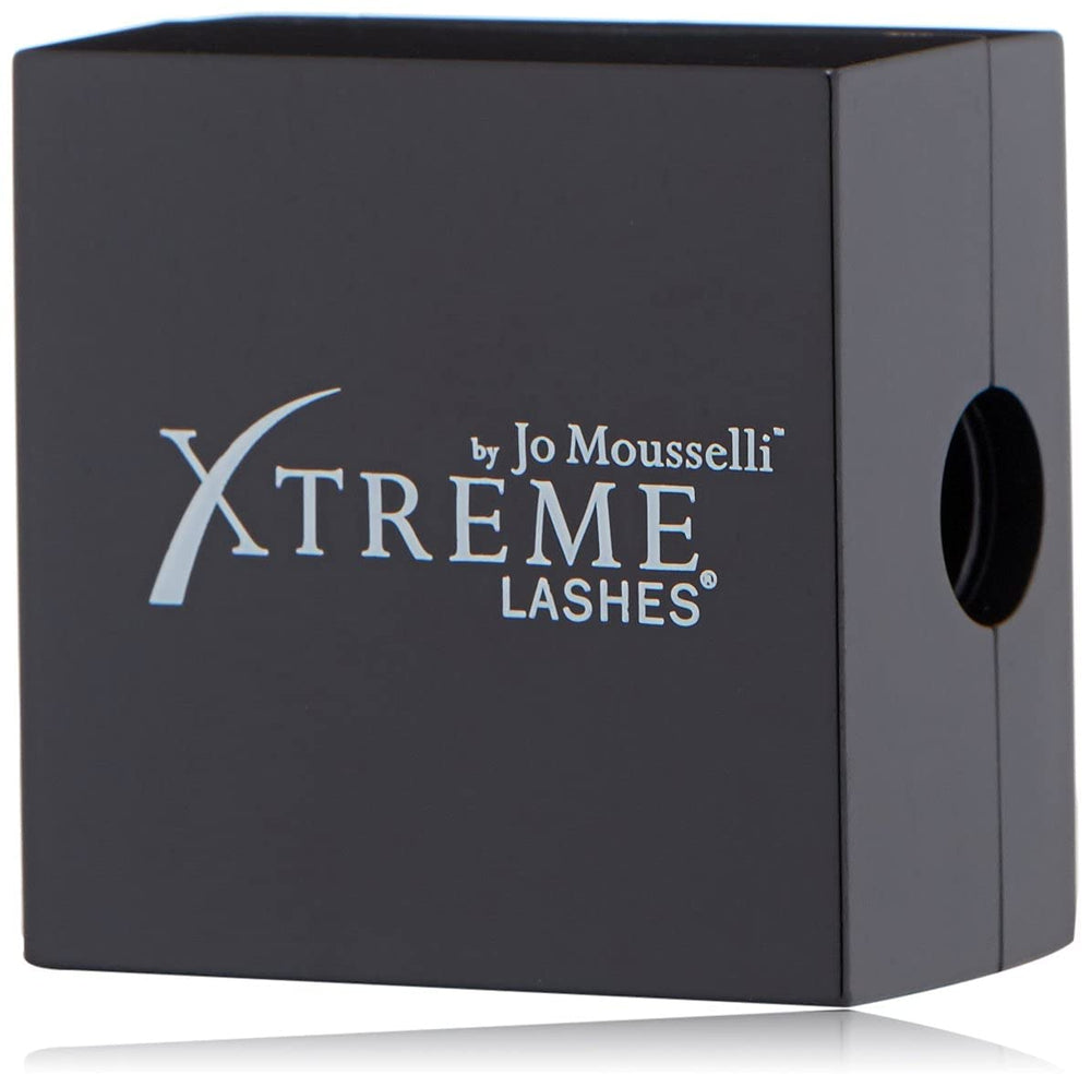 Xtreme Lashes GlideLiner waterproof formula resisting sweat and humidity