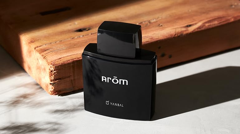Yanbal AROM parfum man applying for all-day aroma