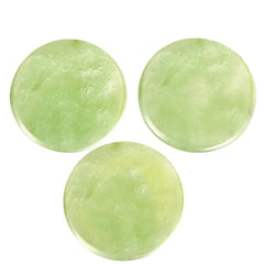 YiQiYi jade stone pallet for lash extensions extends glue drying time for better control.