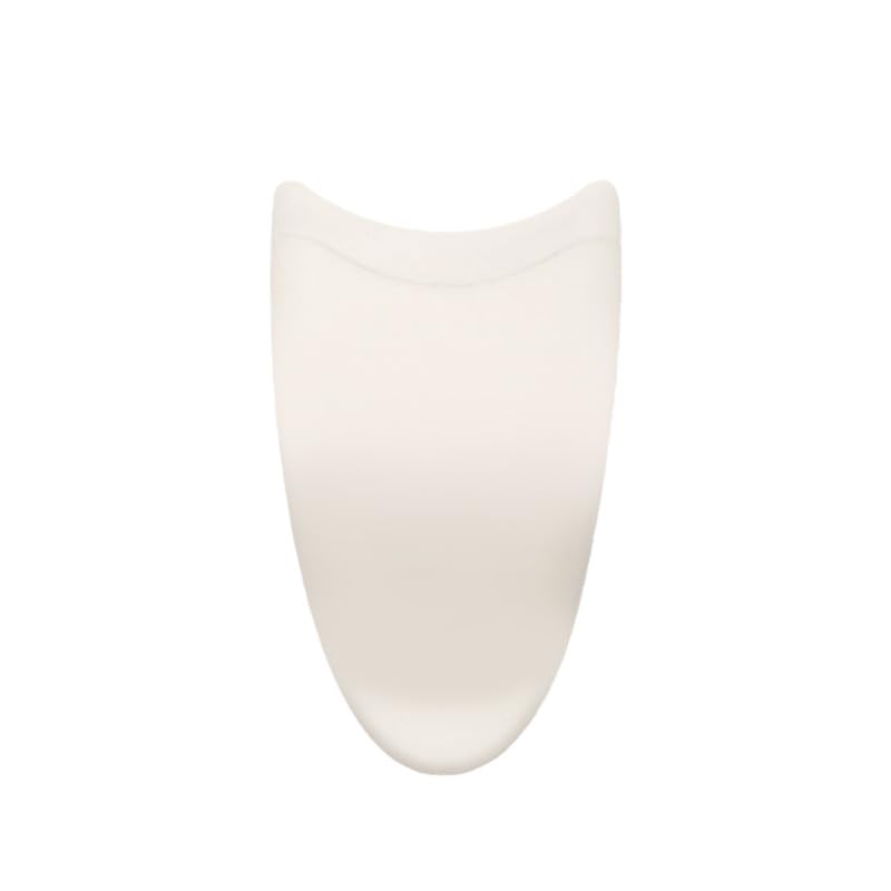 YiQiYi travel-friendly lash tool demonstrates compact size for easy packing.